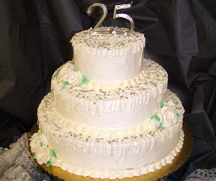 Cake8_532c8a0e39b6f_640_610-small.jpg